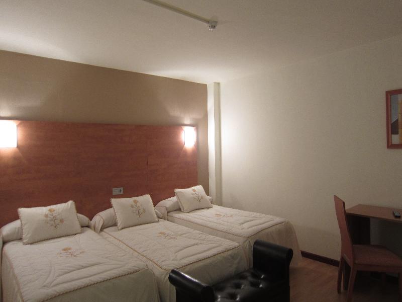 Hotel Acebos Azabache Хихон Экстерьер фото