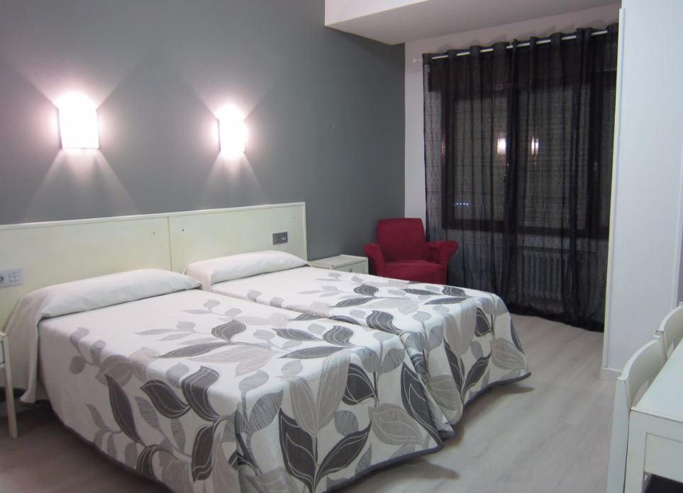 Hotel Acebos Azabache Хихон Экстерьер фото